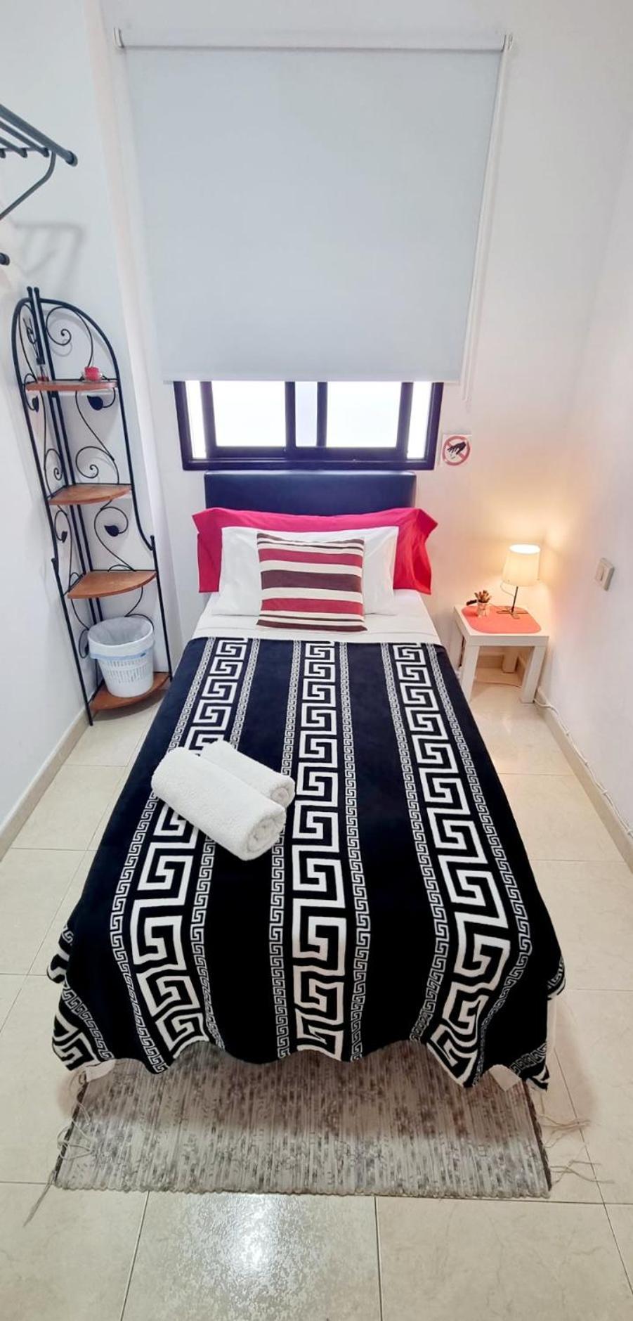 Almar We Go! Habitaciones Privadas En Alcala - Private Rooms - Pieces Privees - In Shared Apartment Exterior foto