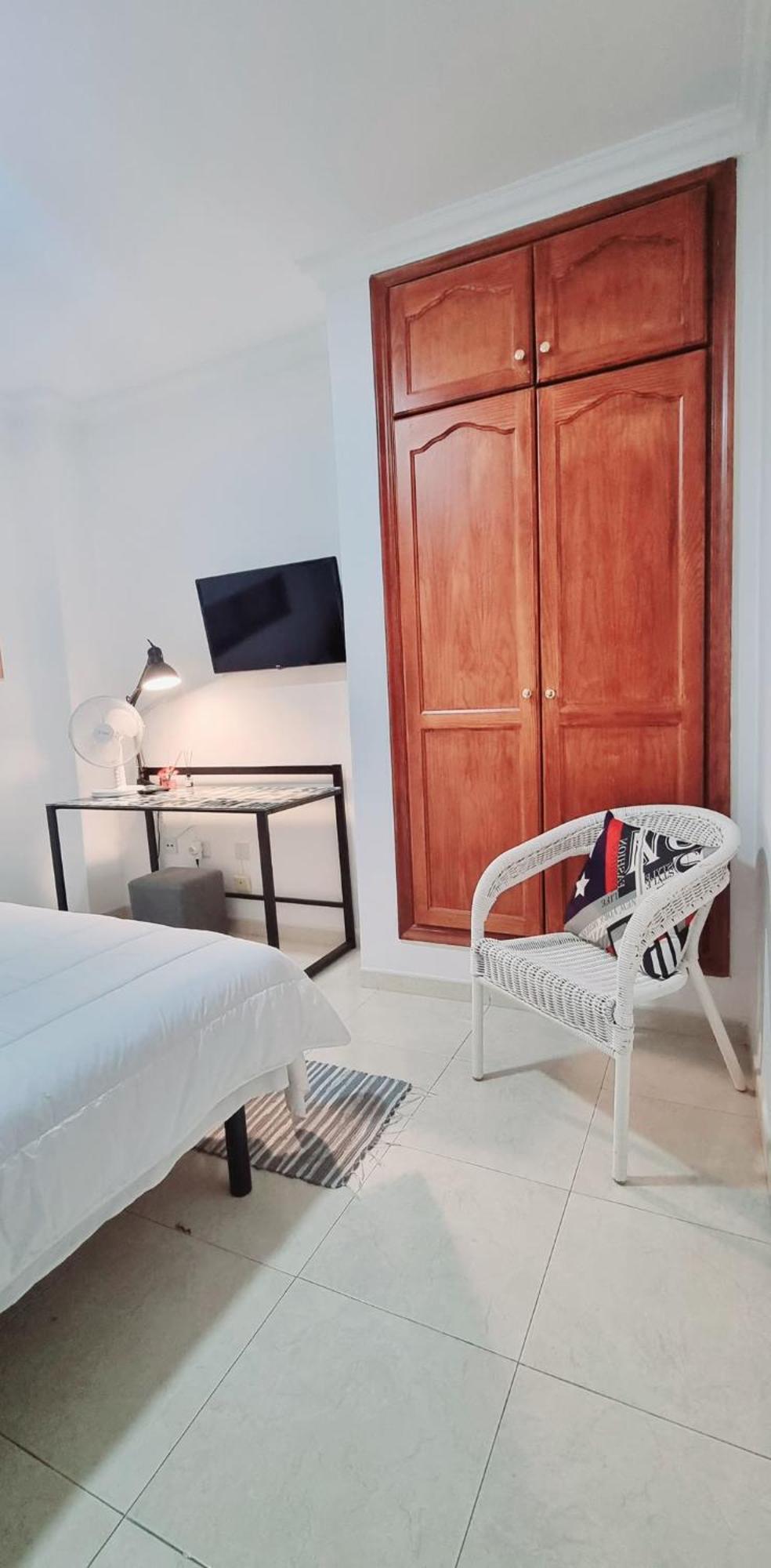 Almar We Go! Habitaciones Privadas En Alcala - Private Rooms - Pieces Privees - In Shared Apartment Exterior foto